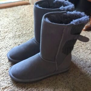 Bearpaw fur lined winter boots